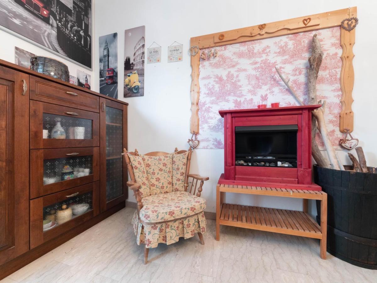 Flaminia Bright & Roomy Apartment Pesaro Esterno foto