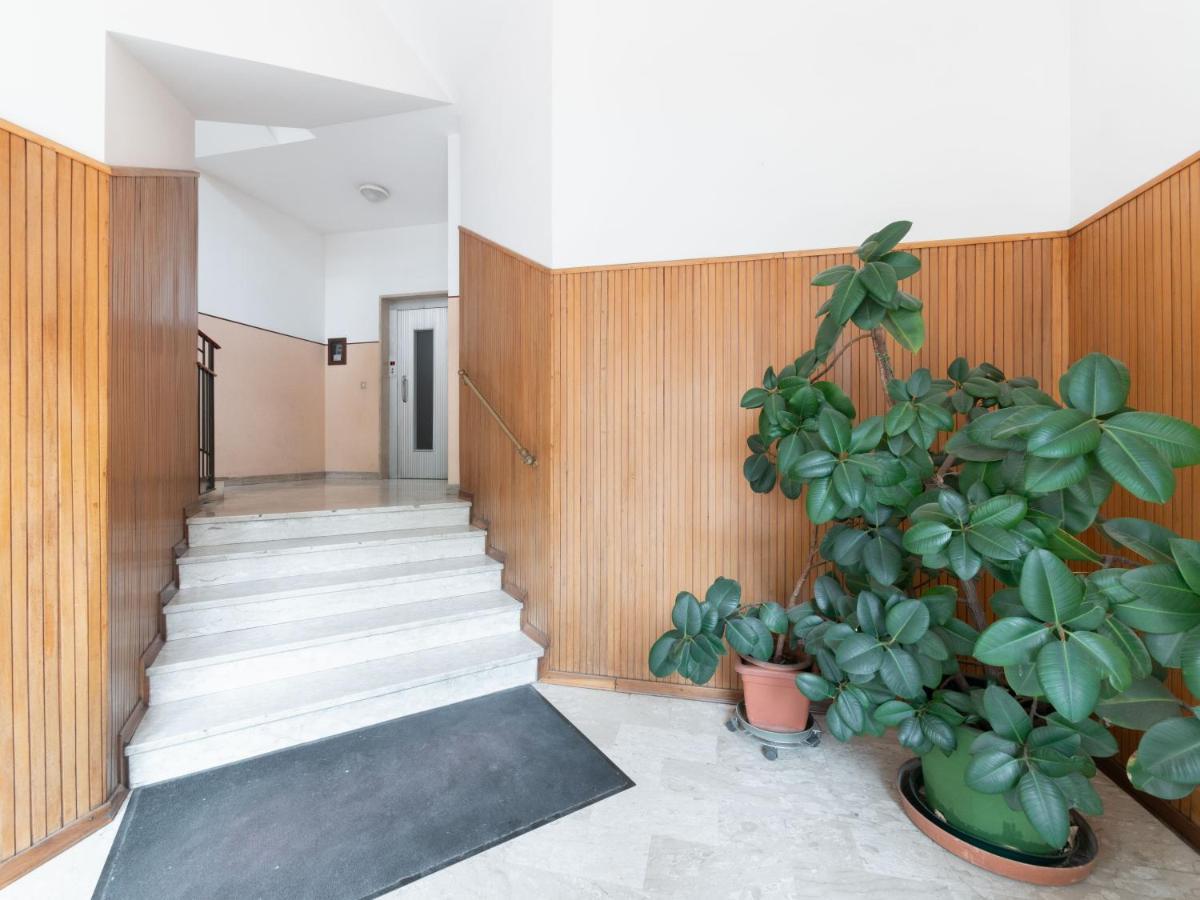 Flaminia Bright & Roomy Apartment Pesaro Esterno foto